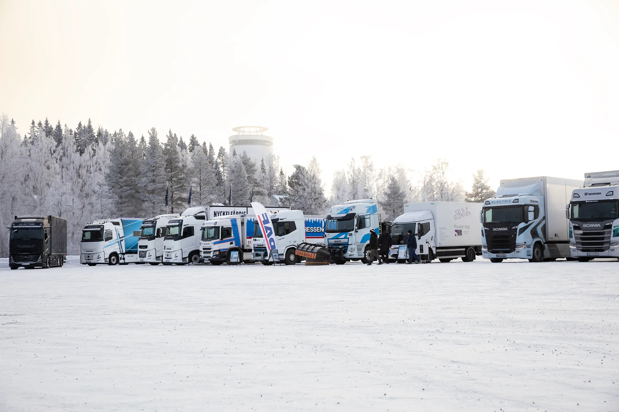 Lastbilar från förra årets roadshow.