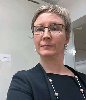 Porträttbild av en kvinna.